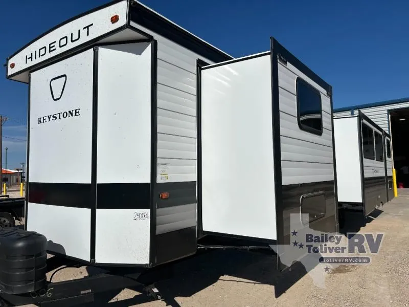 2026 Keystone Hideout 38DBD - Main photo
