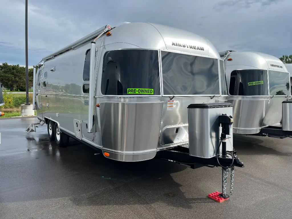 2021 Airstream Globetrotter 25FB Twin - Photo 2