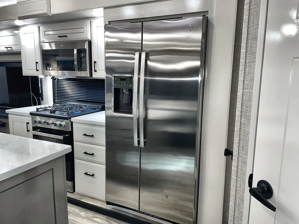 2025 Jayco Pinnacle 36FBTS, Photos photo 8