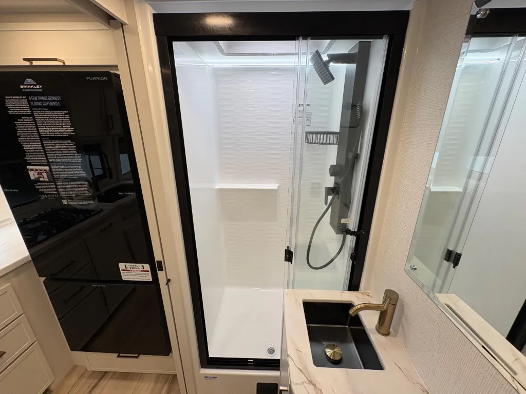 2026 Brinkley Model Ix 20X, Photos photo 28