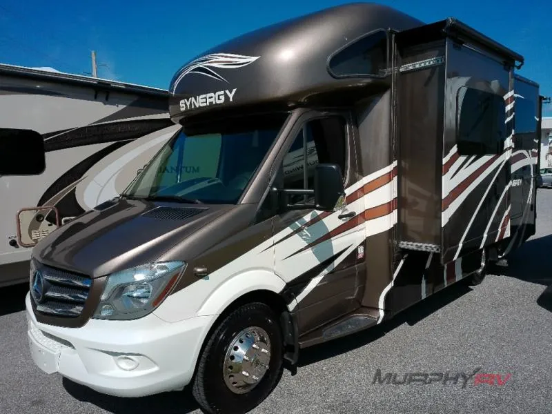 2017 Thor Motor Coach Synergy SP24 - Photo 3