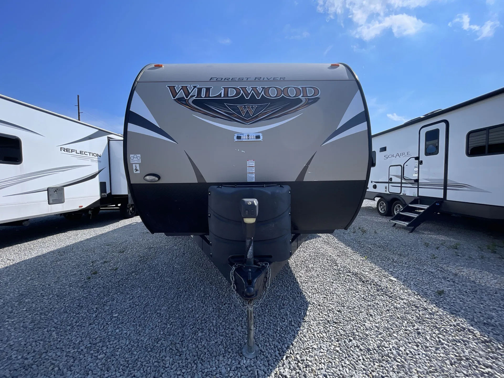 2017 Forest River Wildwood 30KQBSS — front