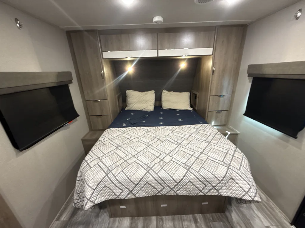 2021 Grand Design Imagine XLS 22MLE, Photos photo 15