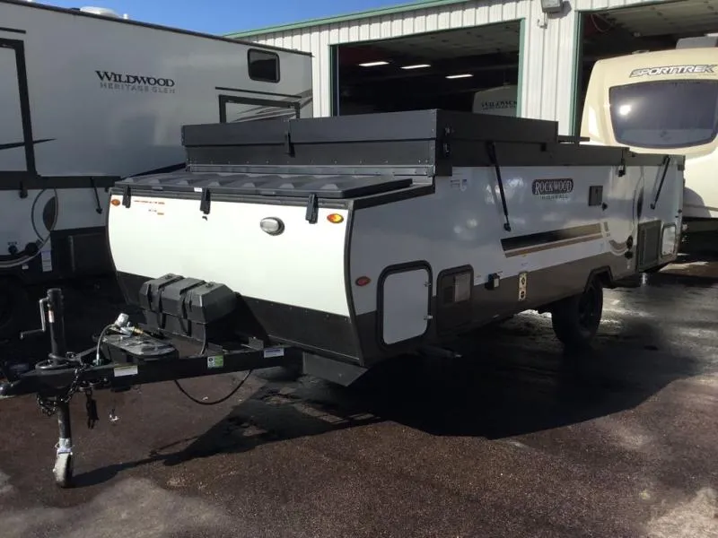 2025 Forest River RV Rockwood Hard Side High Wall Series 213HS - Photo 3