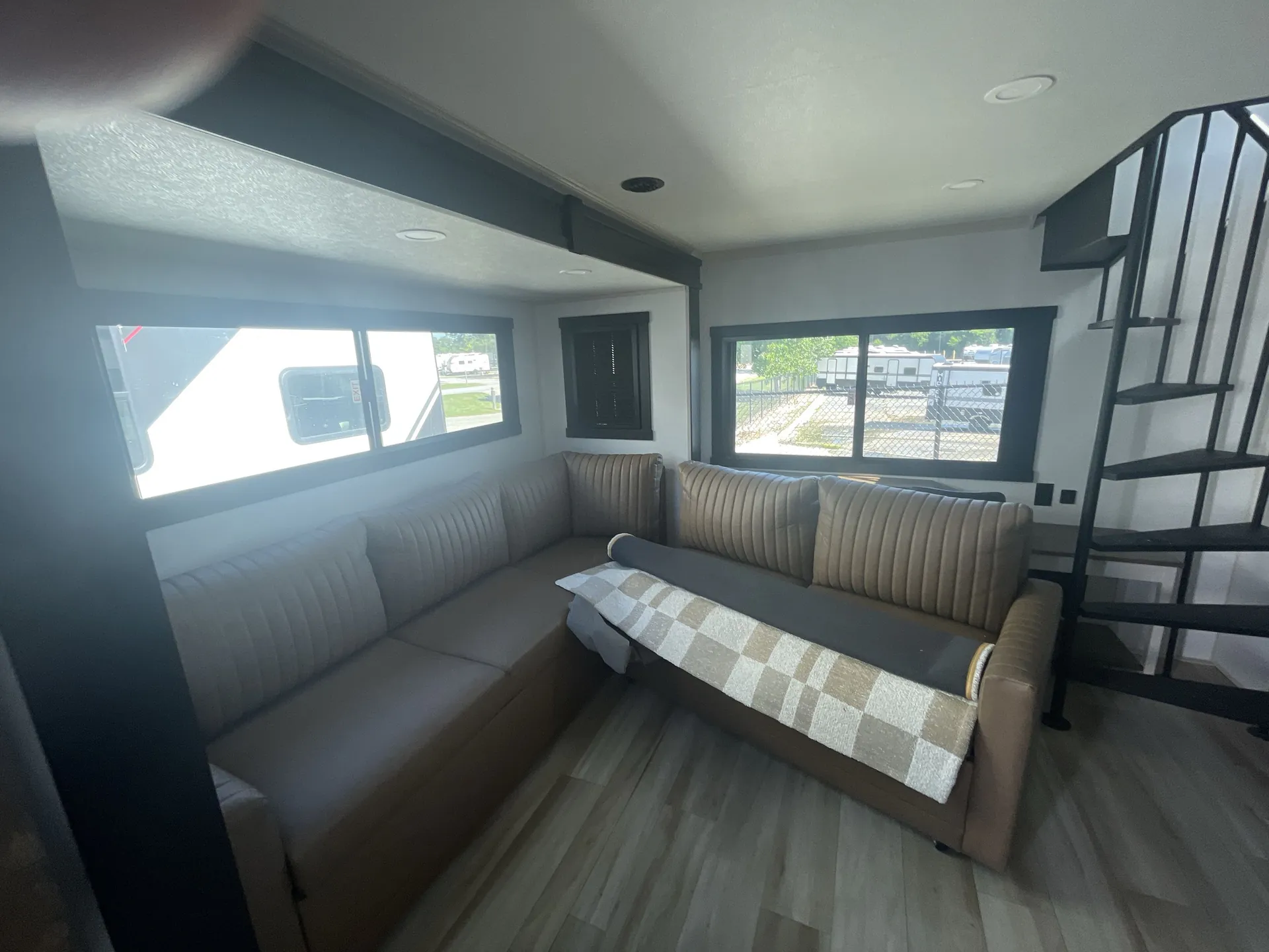 2025 Forest River Salem Hemisphere ROOST43 — living area main