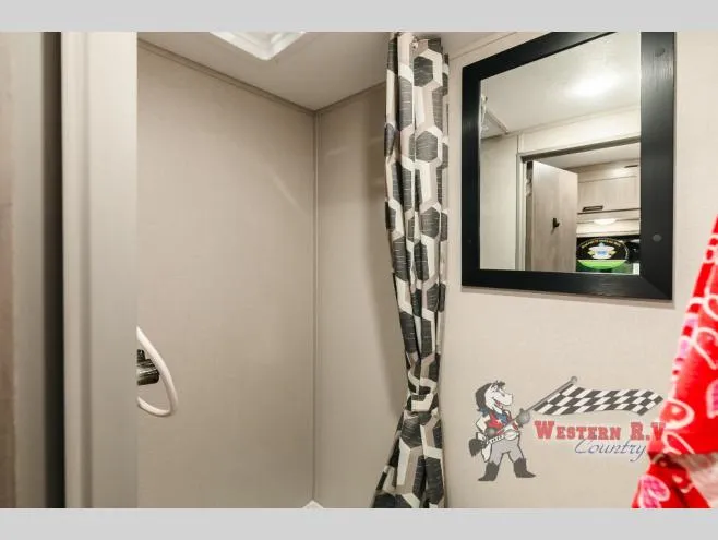 2026 Coachmen Catalina Summit Series 7 134RDX - Photo 4