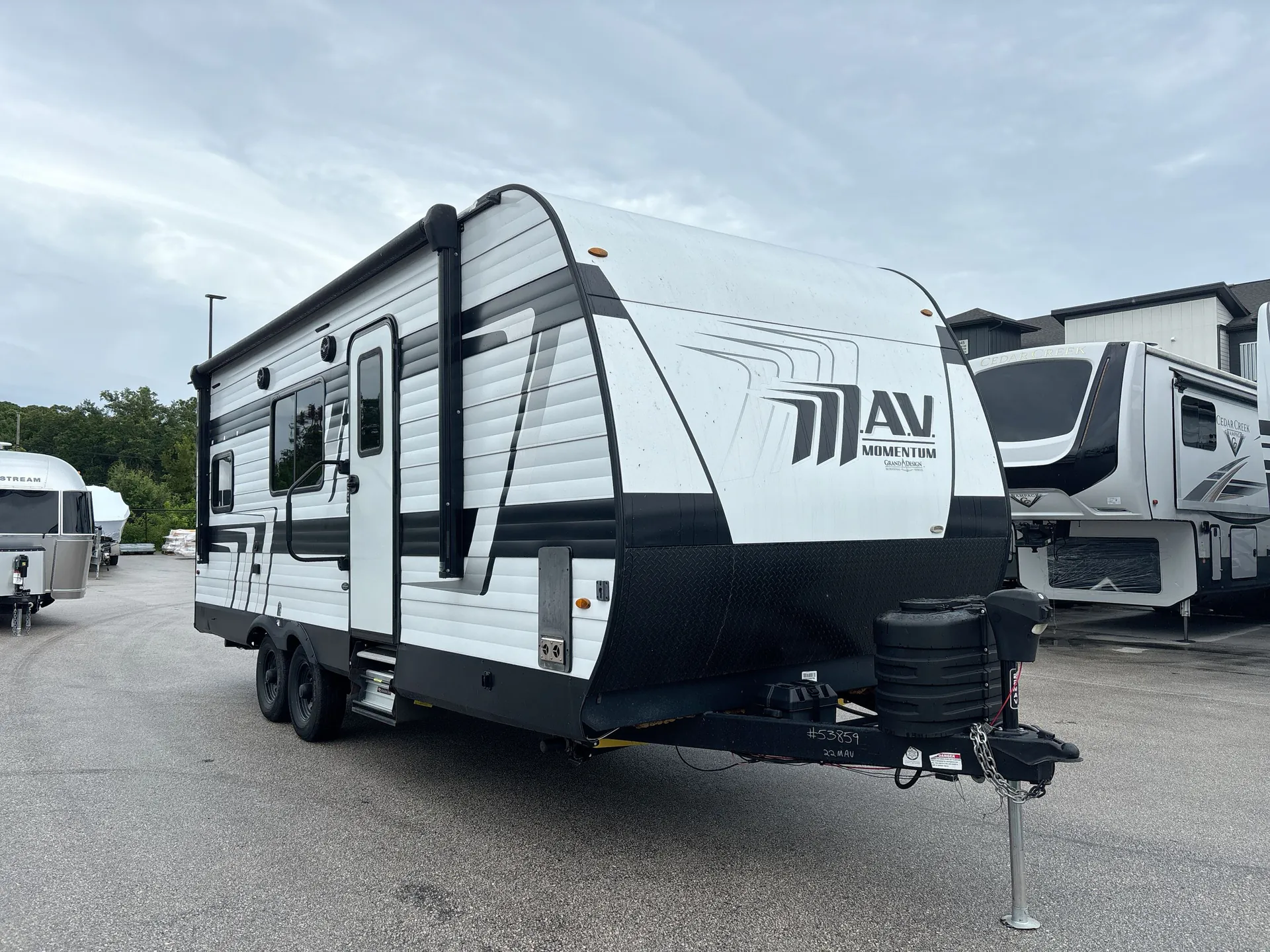 2024 Grand Design Momentum MAV 22MAV - Photo 2