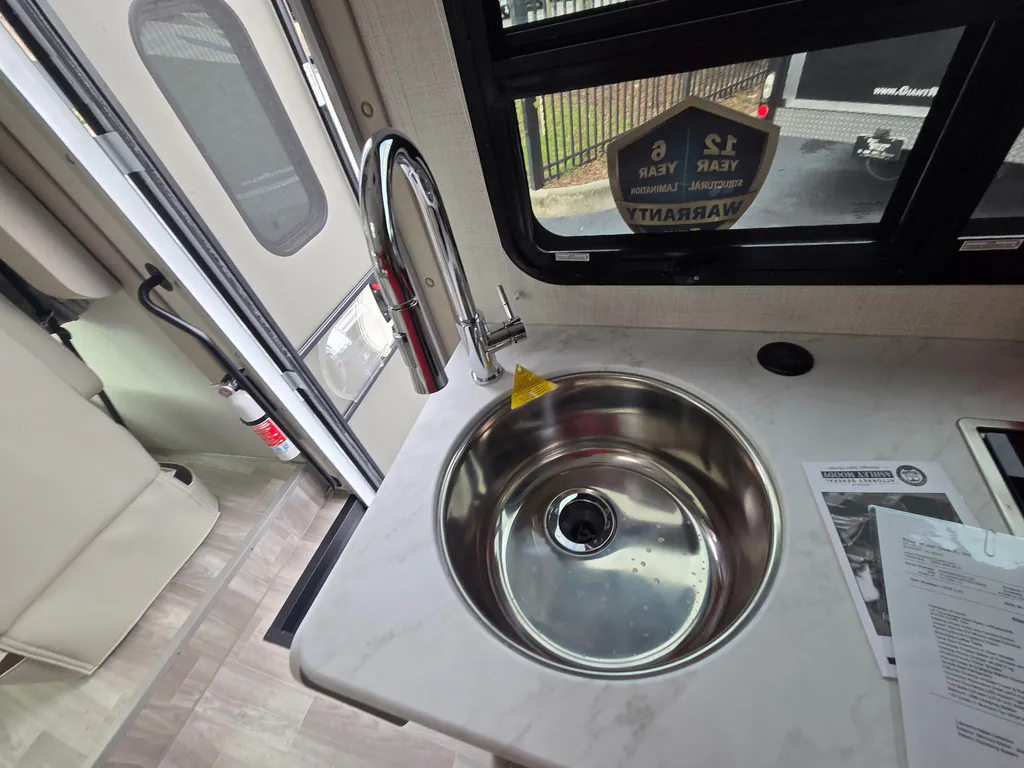 2026 Thor Motor Coach Axis 26.2, Photos photo 33