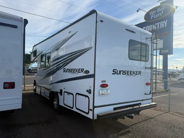2023 Forest River Sunseeker 2150S LE - Photo 3