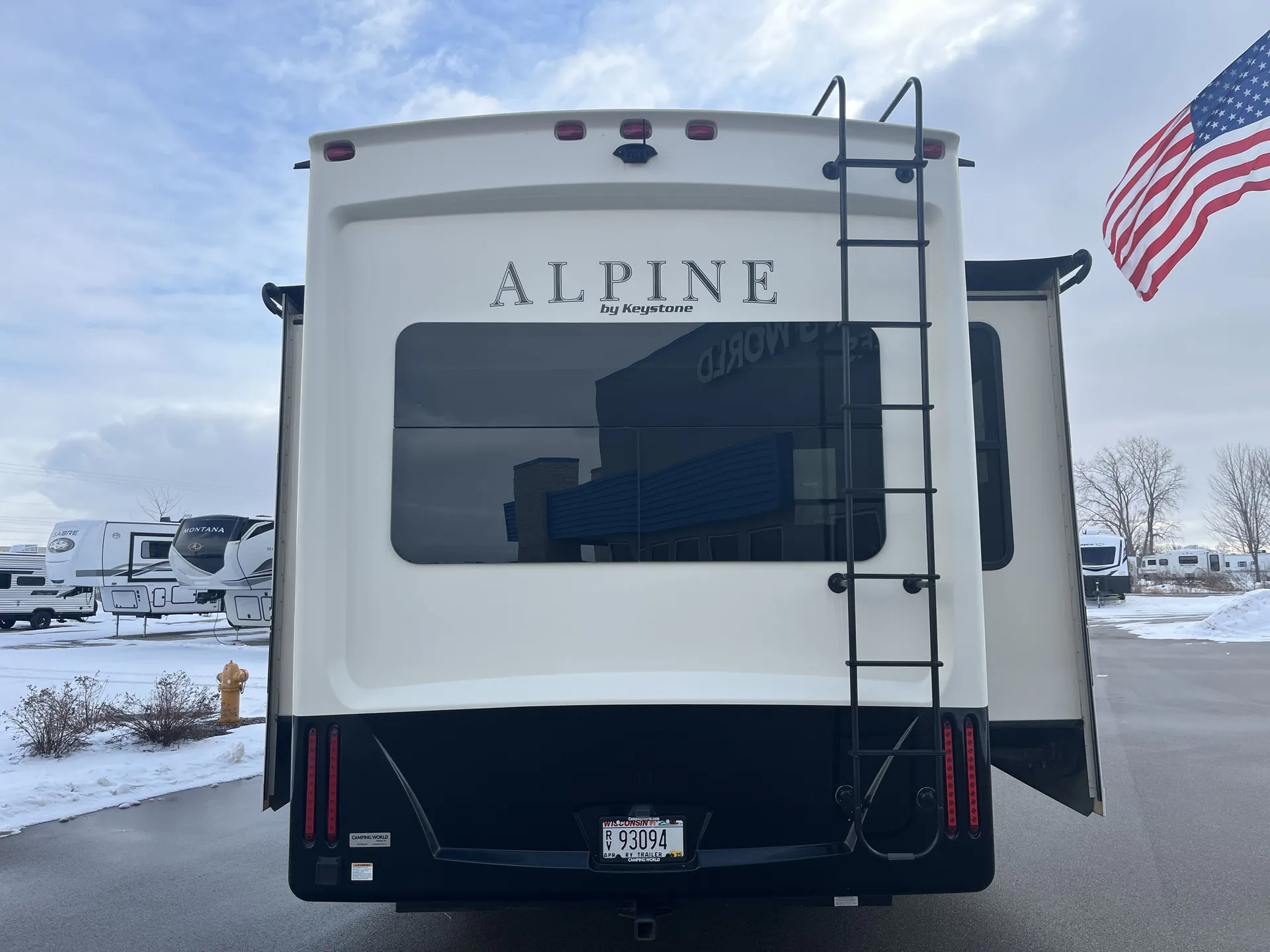 2020 Keystone Alpine 3450GK — living area main