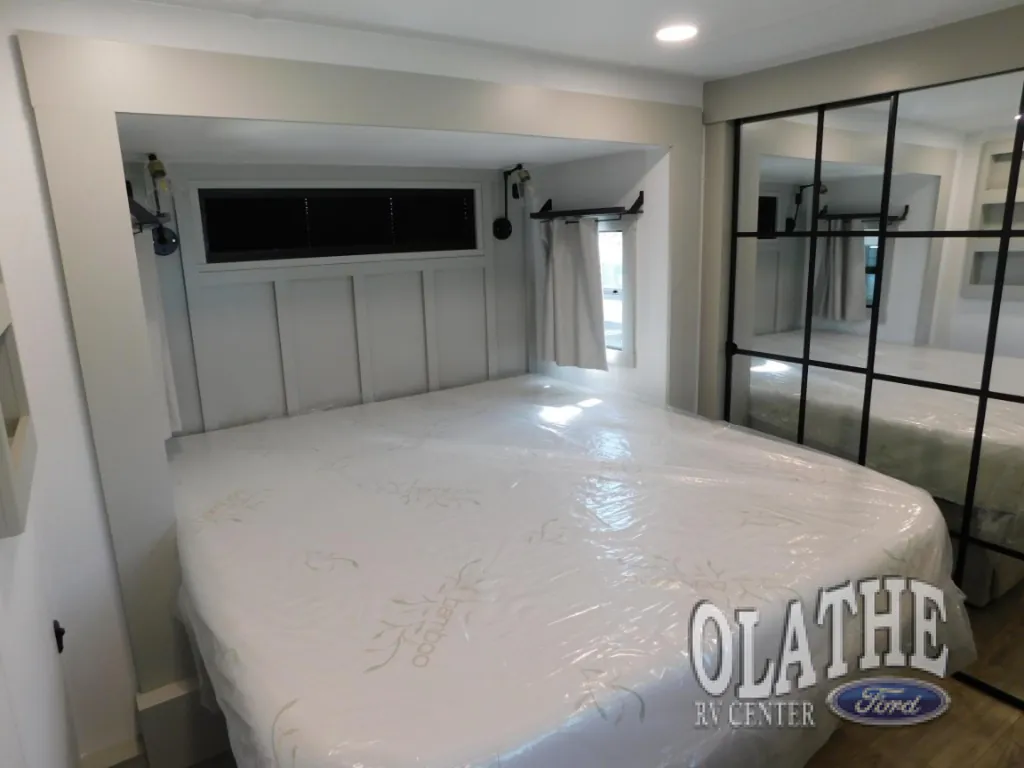 2025 Brinkley Model G 3250, Photos photo 34