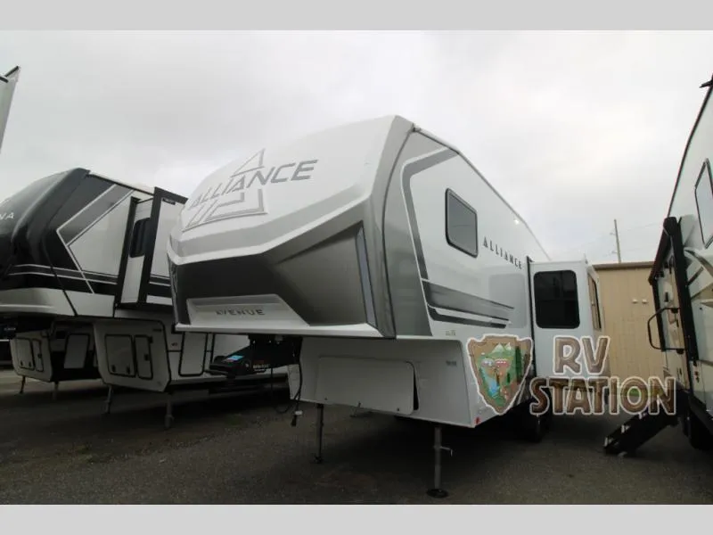 2027 Alliance RV Avenue 23ML - Photo 3