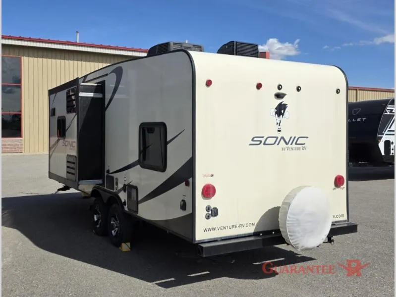 2018 Venture RV Sonic 234VBH - Photo 4