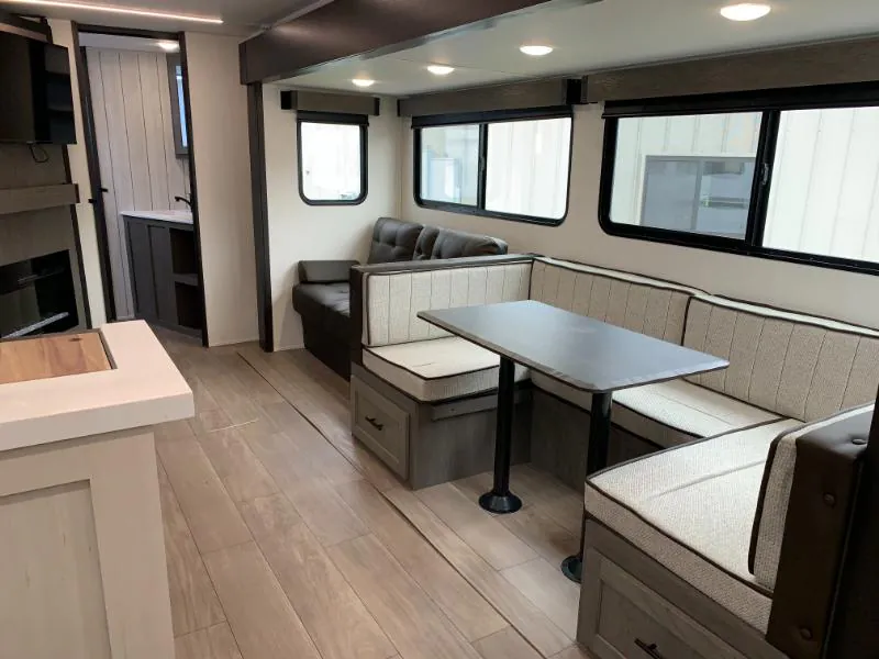 2026 Forest River Cherokee Alpha Wolf 29TB, Photos photo 5