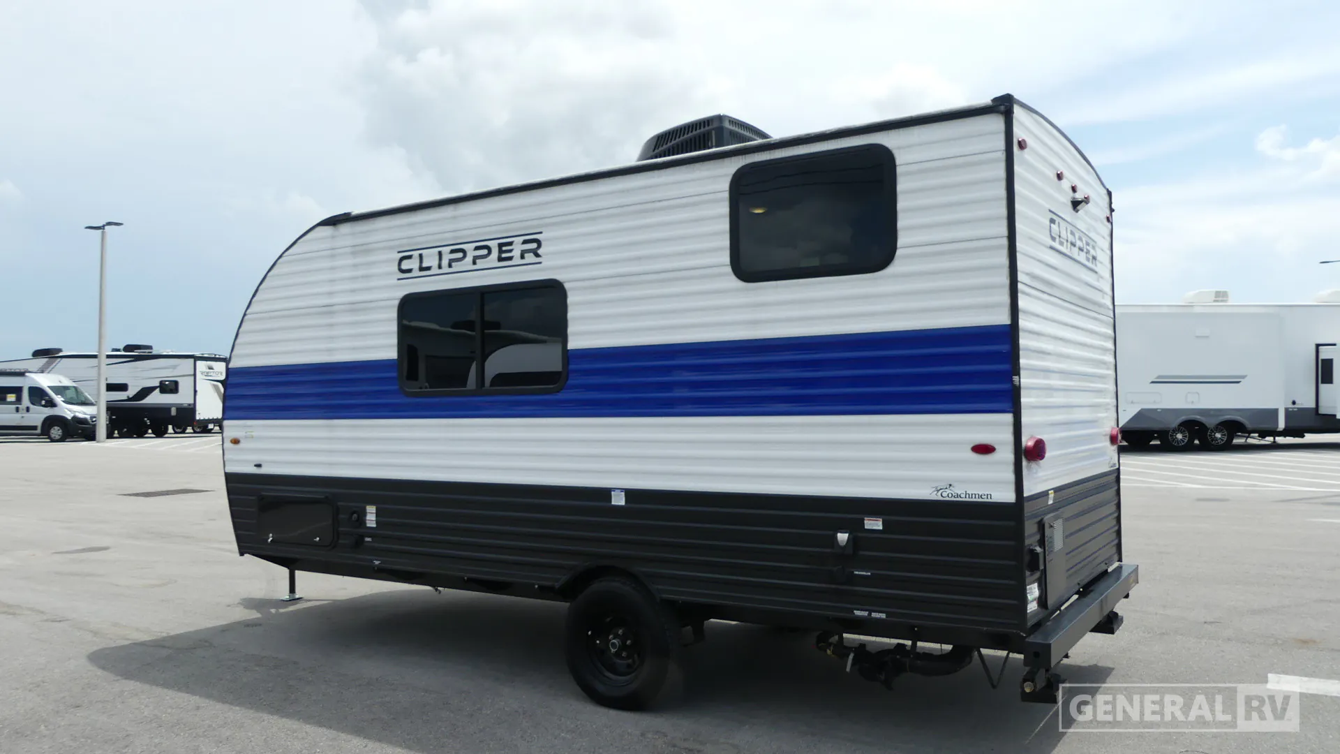 2025 Coachmen Clipper Cadet 17CBH - Photo 4