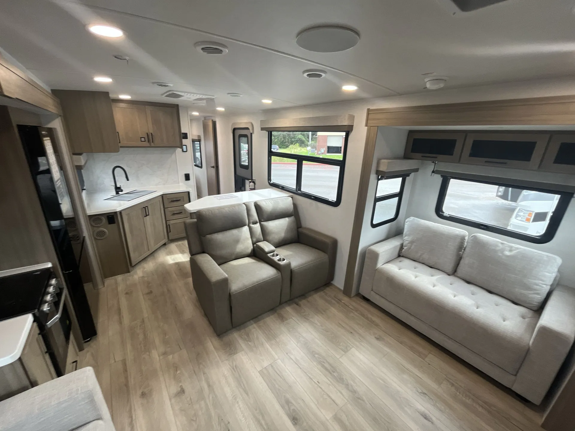 2027 Forest River Rockwood Ultra Lite 2921RL — living area main