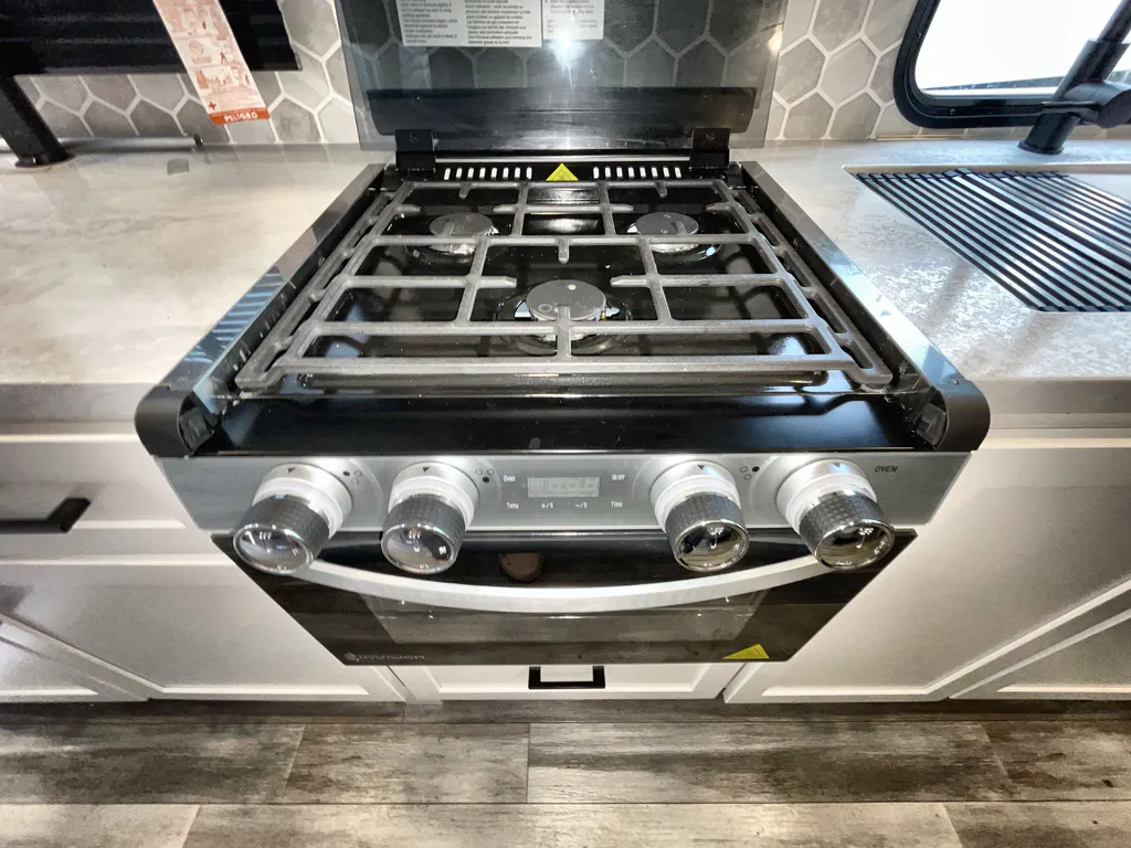 2025 Jayco Jay Feather 29QBH, Photos photo 9