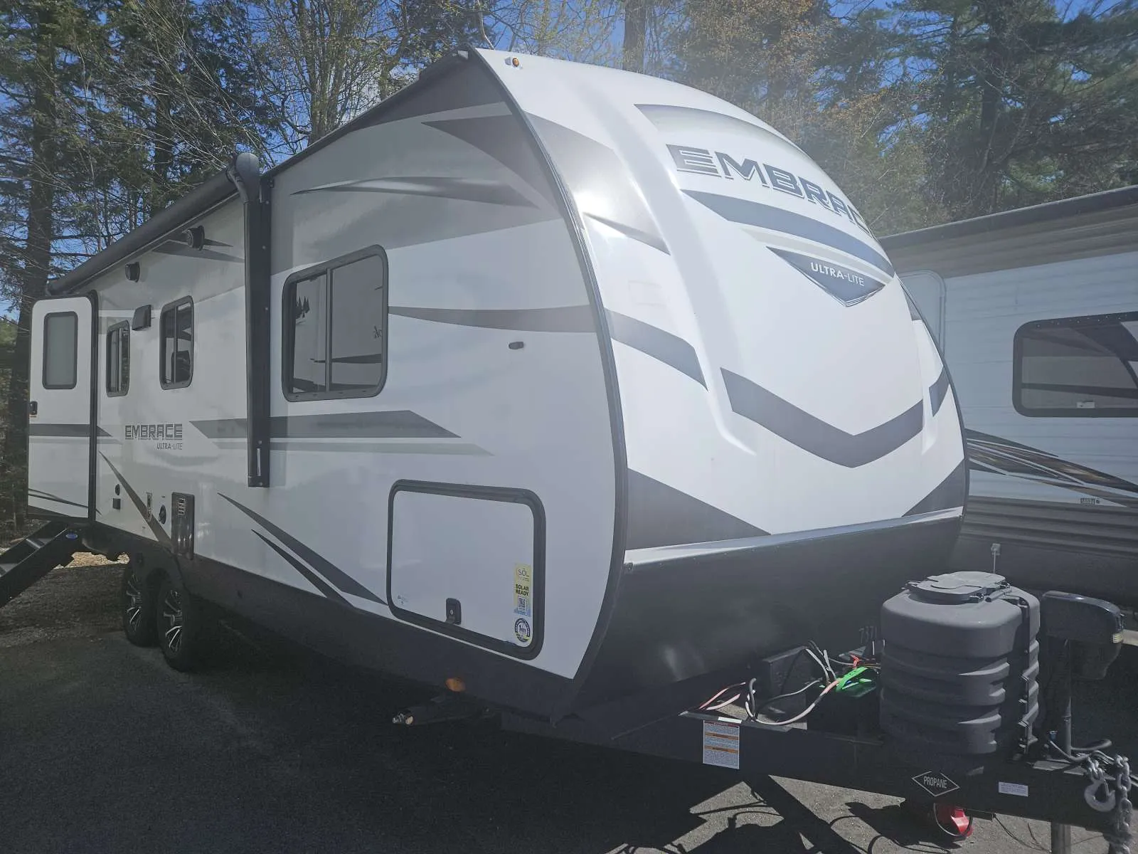 2024 CRUISER RV EMBRACE 22RB - Photo 2