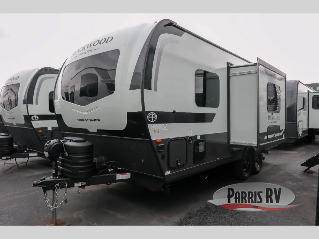 2027 Forest River Rockwood Mini Lite 2109S, Photos photo 3