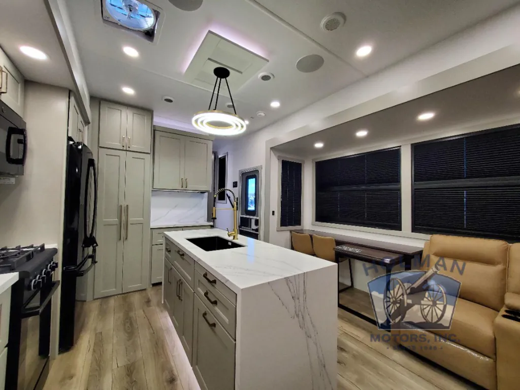 2026 Brinkley Model G 4100, Photos photo 33