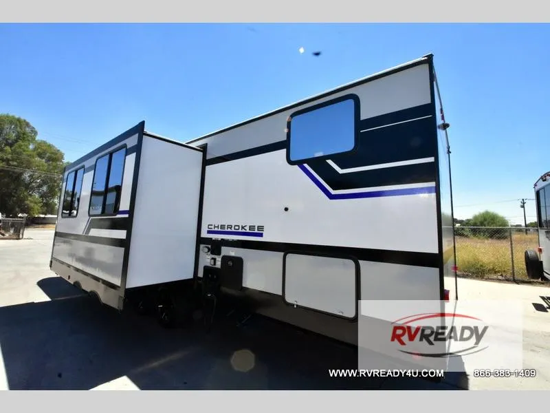 2027 Forest River RV Cherokee Alpha Wolf 28QBX - Photo 4