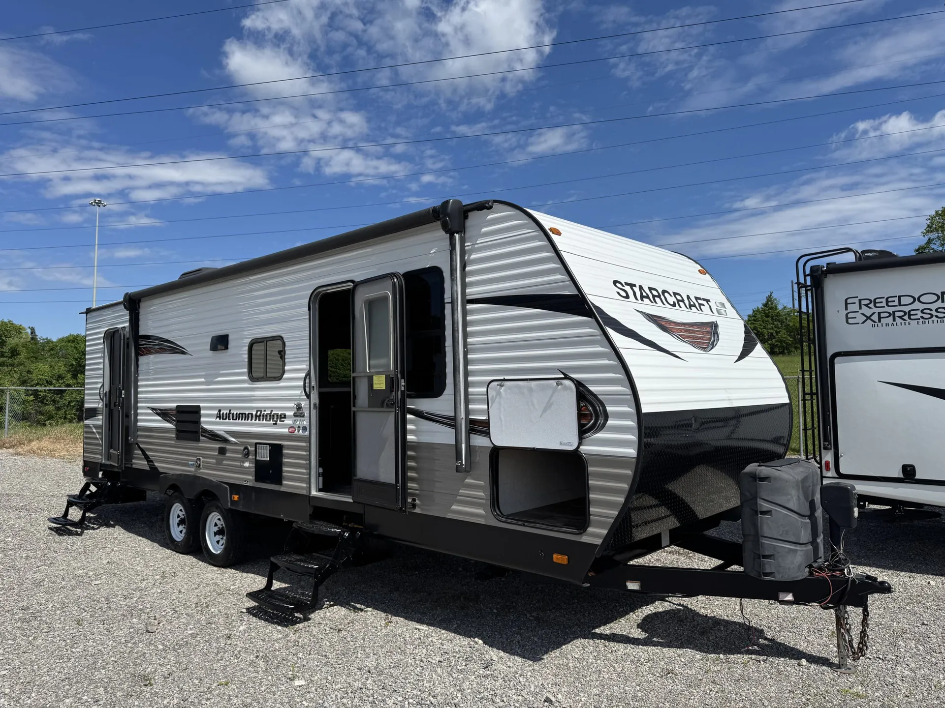 2019 Starcraft Autumn Ridge 27BHS - Photo 2