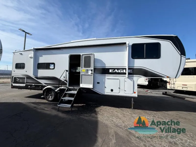 2026 Jayco Eagle HT 27MLC - Photo 3