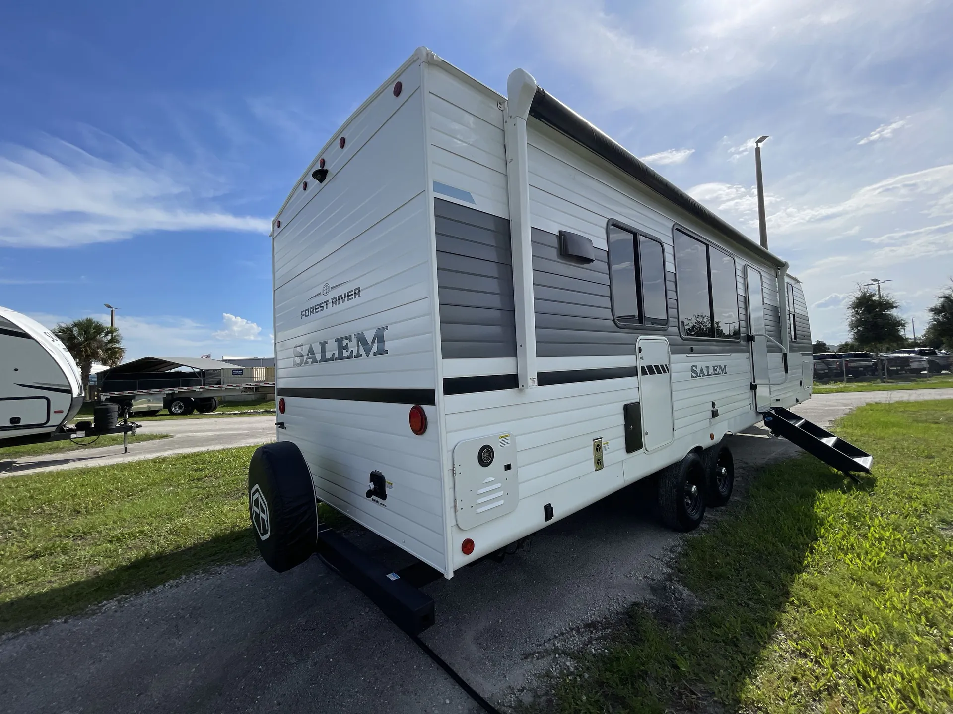 2027 Forest River Salem 27RK — campside