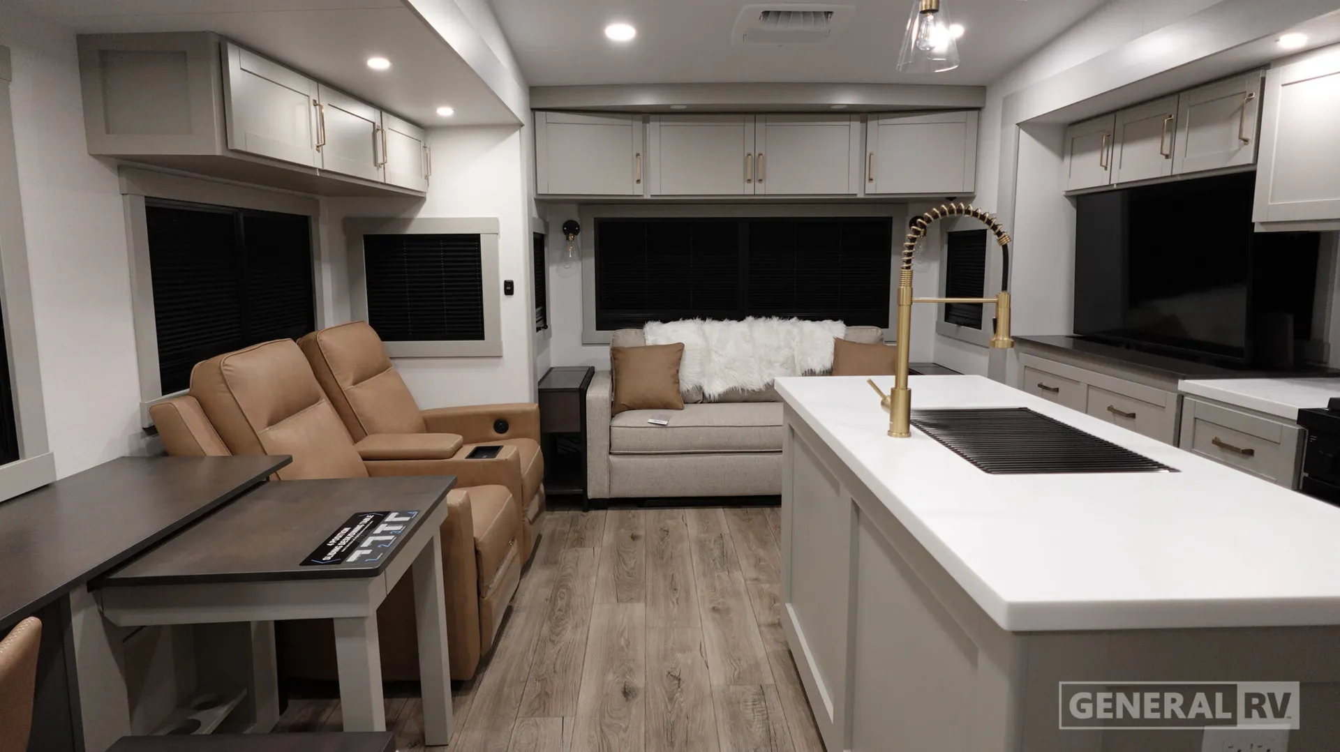 2026 Brinkley Model Z 2900 - Photo 3