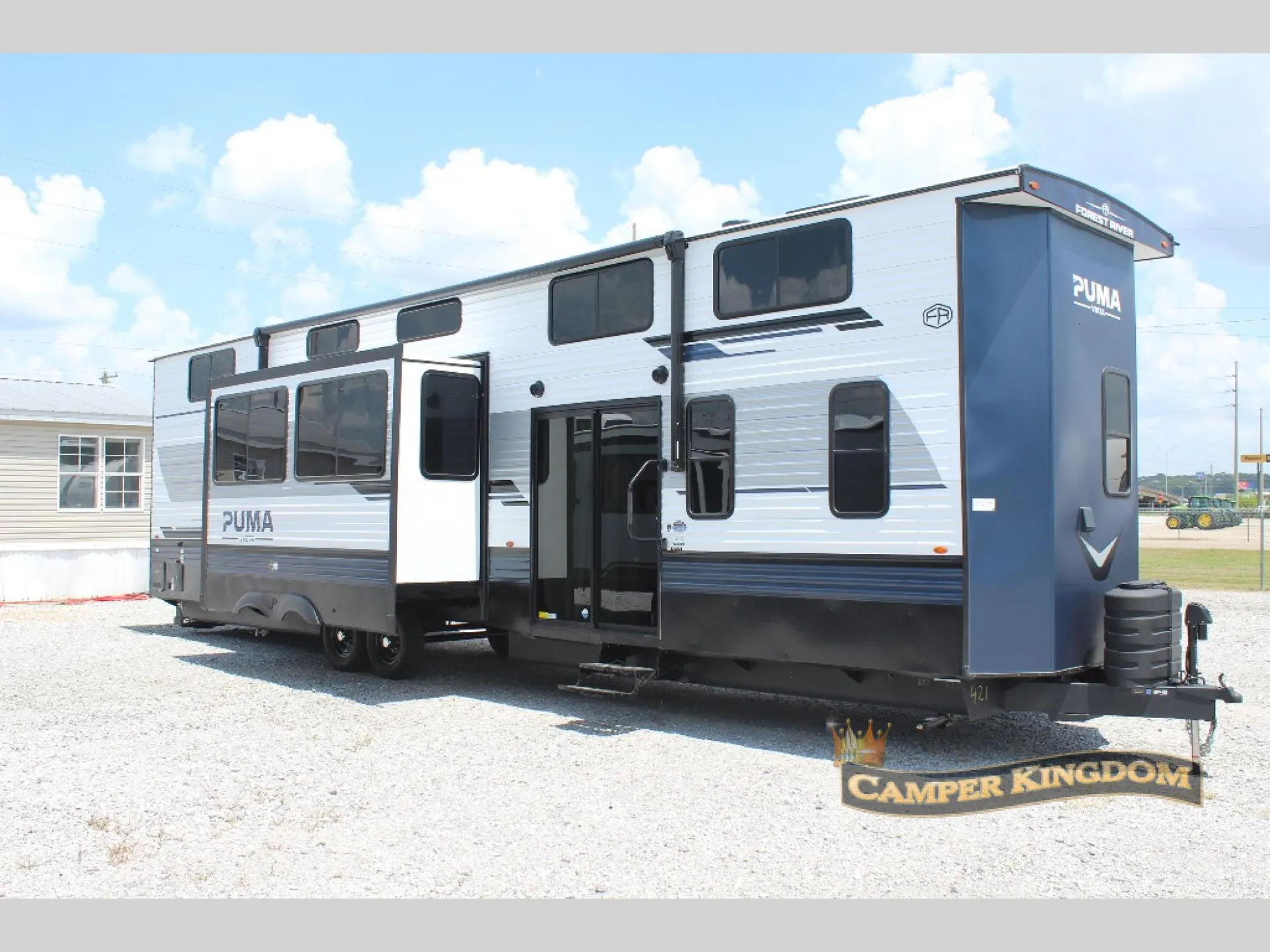2027 Forest River Puma Vista 421LFT