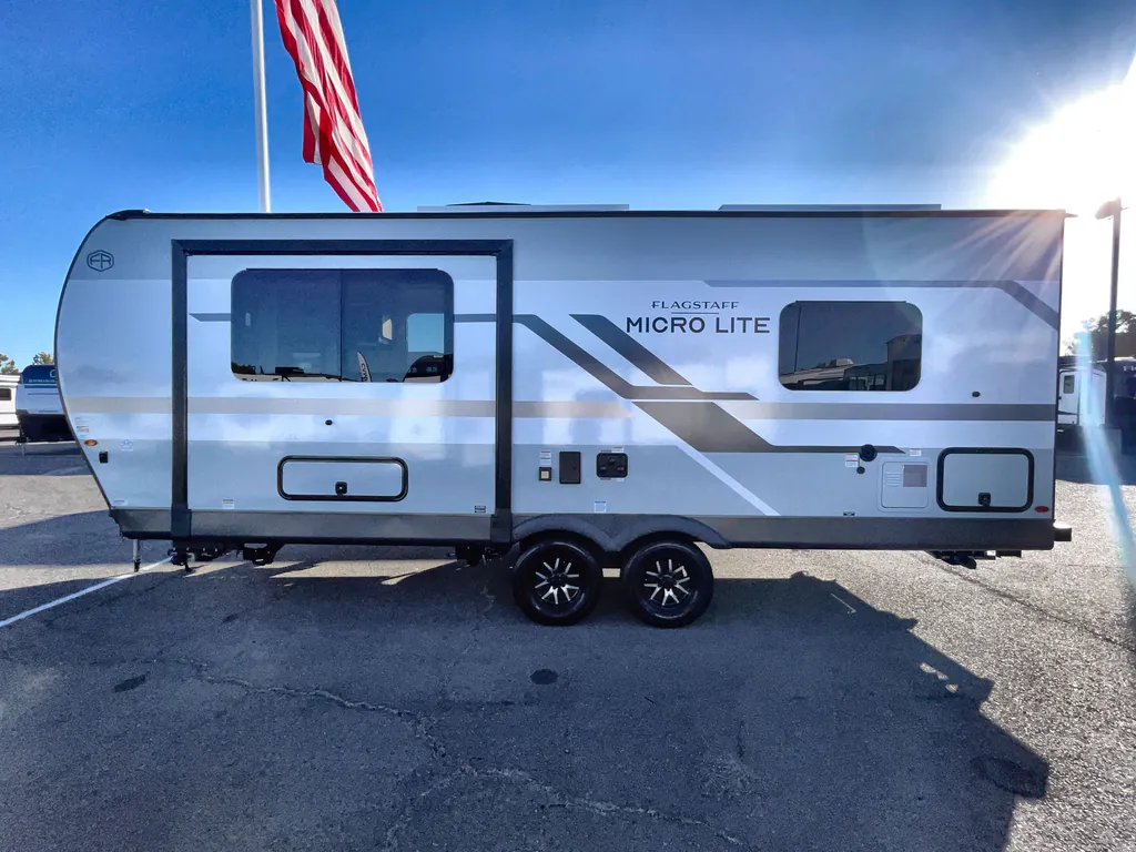 2026 Forest River Flagstaff Micro Lite 25FKB, Photos photo 6