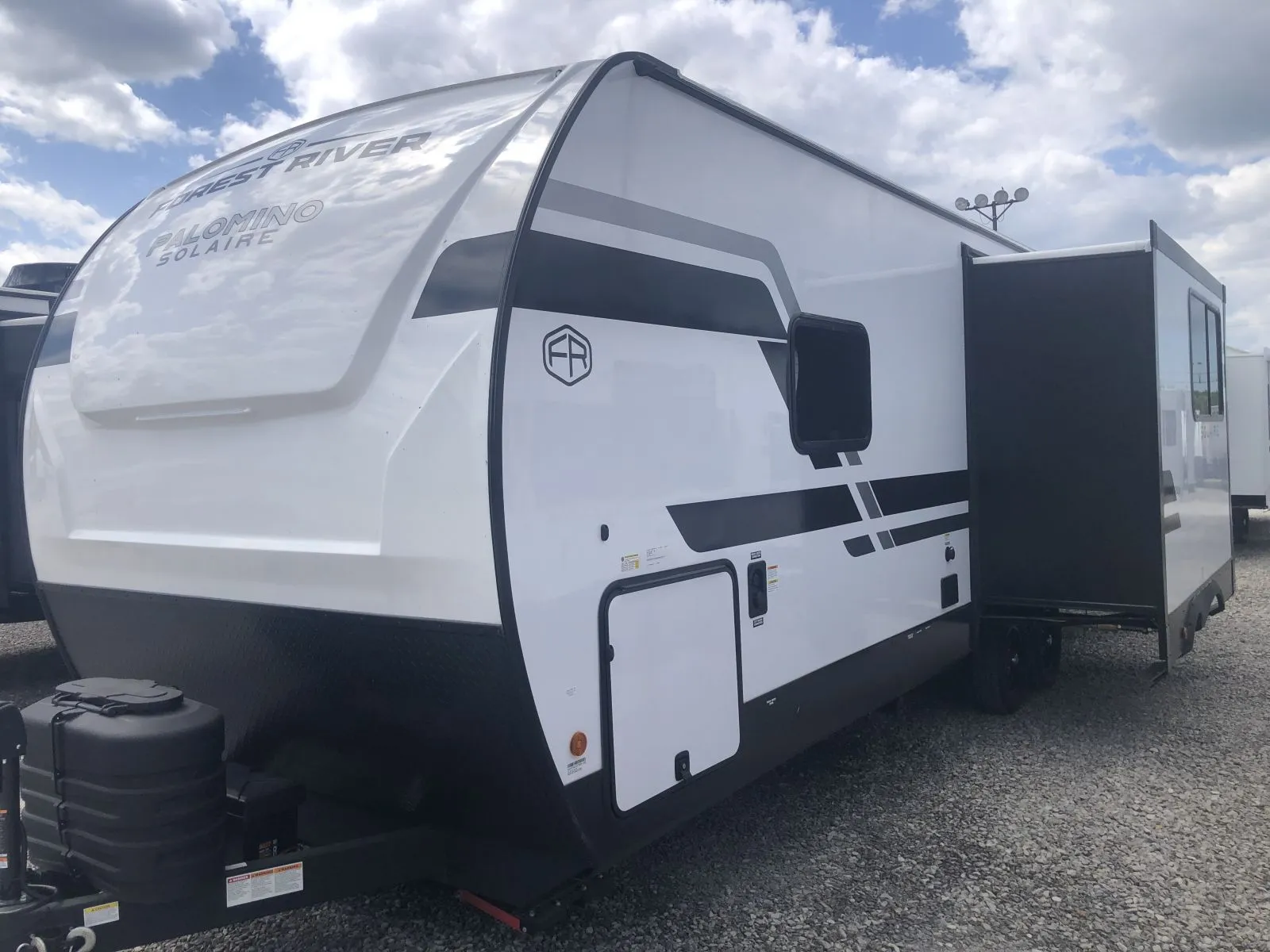 2026 PALOMINO SOLAIRE 2750BHS - Photo 3