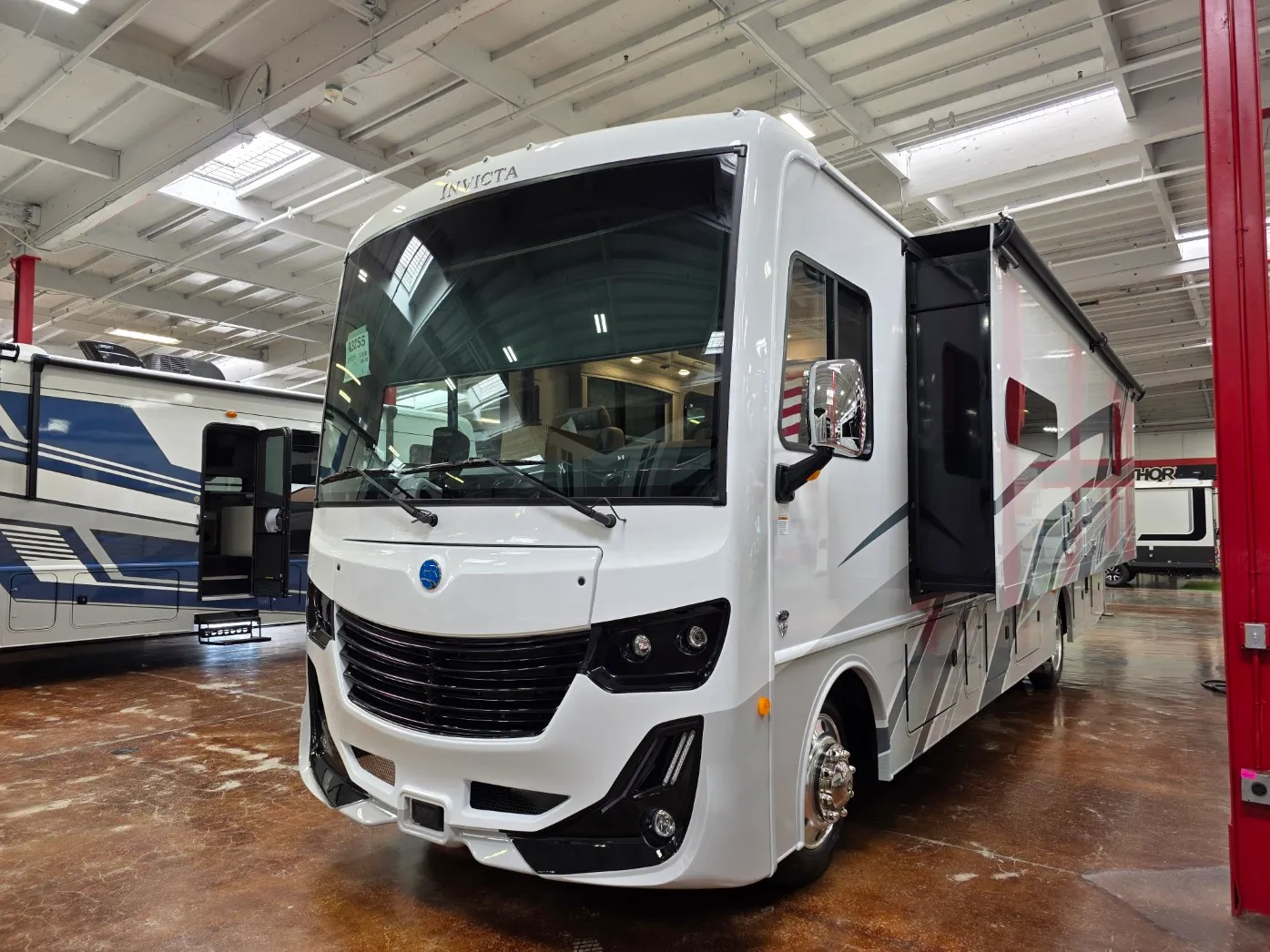 2026 Holiday Rambler Invicta 33HB - Photo 4