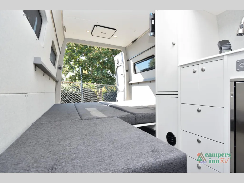 2023 Outside Van Approach 170, Photos photo 26