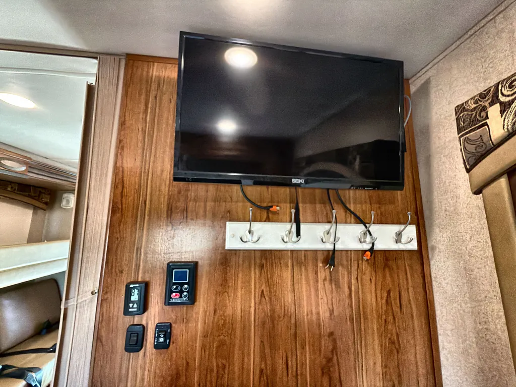 2016 Jayco Precept 29UR, Photos photo 22
