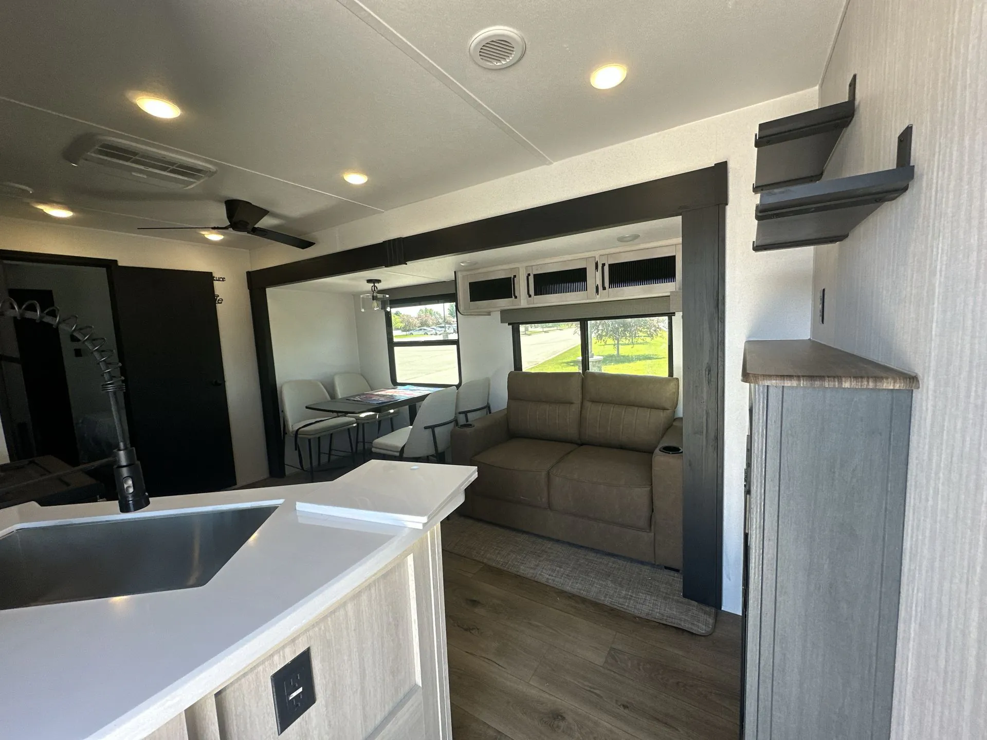 2026 Forest River Puma Vista 39DBT — Photo 6