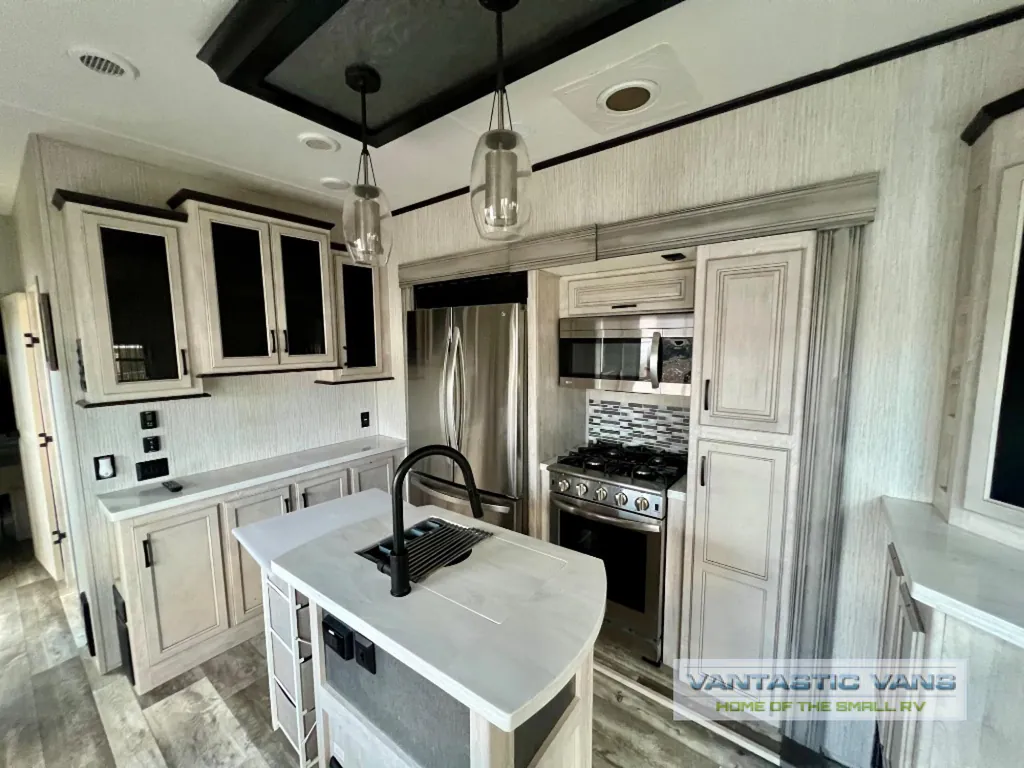 2023 Forest River Sierra Destination 420FL, Photos photo 14