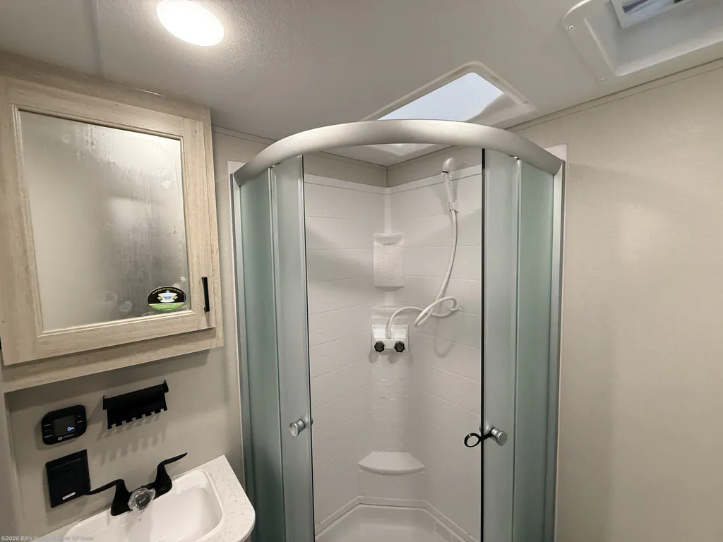 2026 Coachmen Catalina Legacy Edition 243RBS, Photos photo 23
