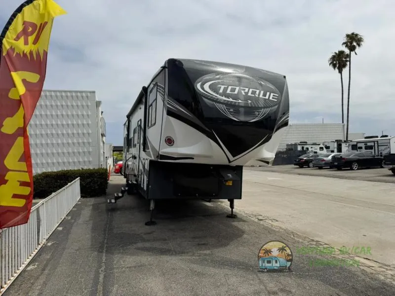 2019 Heartland Torque TQ 371 - Photo 2