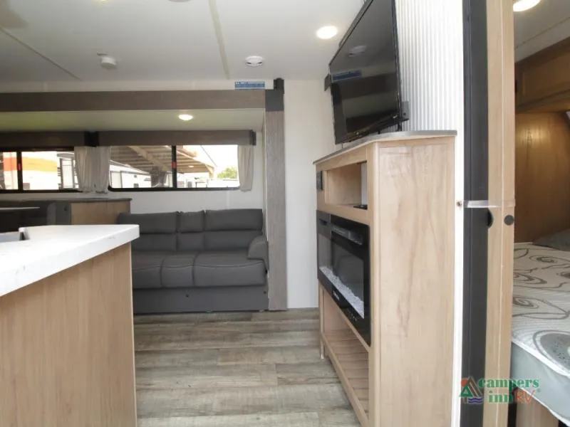 2024 Forest River Cherokee Grey Wolf 26DBH - Photo 4
