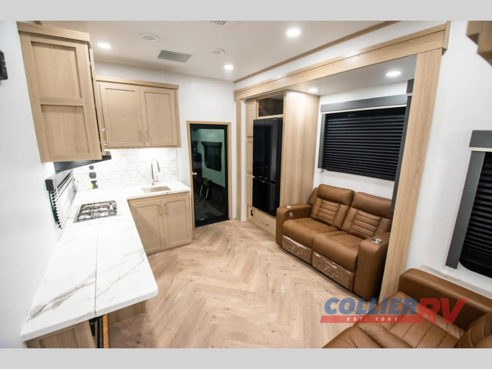 2027 Keystone Raptor Carbon Series 361LT - Photo 3