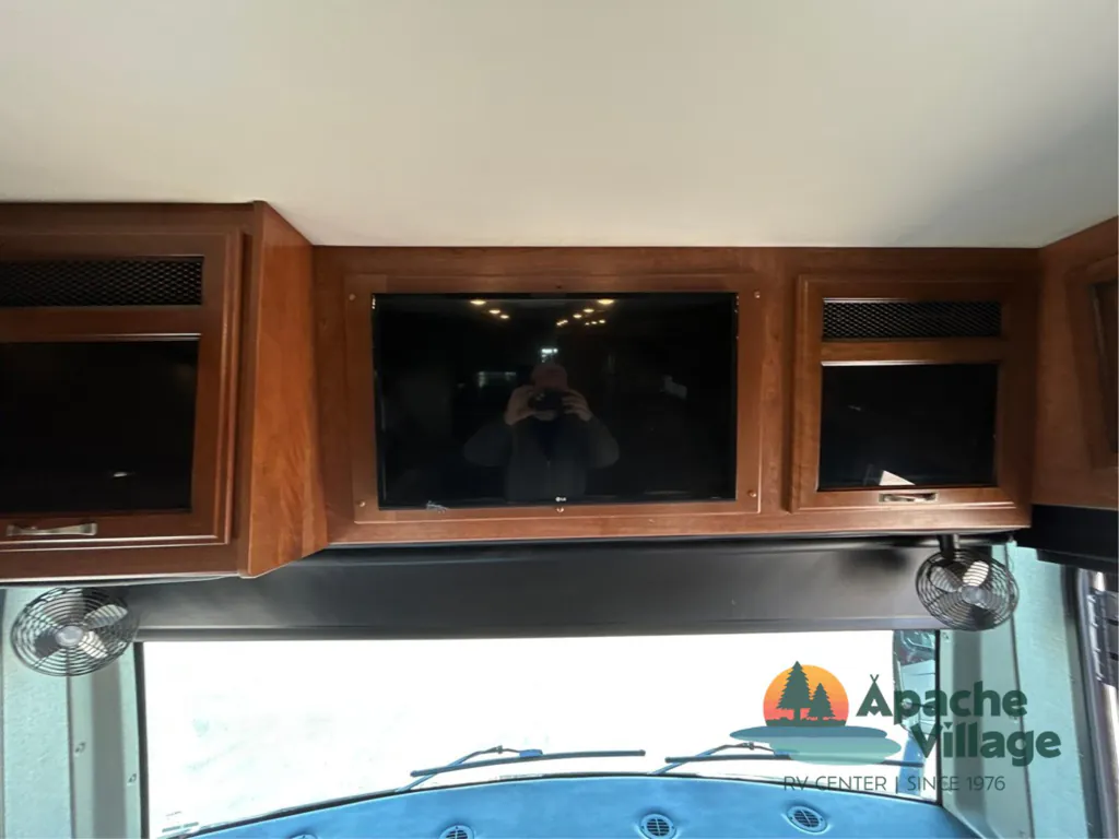 2017 Fleetwood Pace Arrow LXE 38F, Photos photo 57
