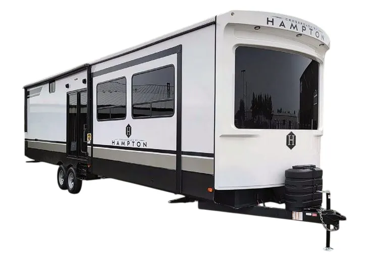 CrossRoads Hampton 380RKS exterior