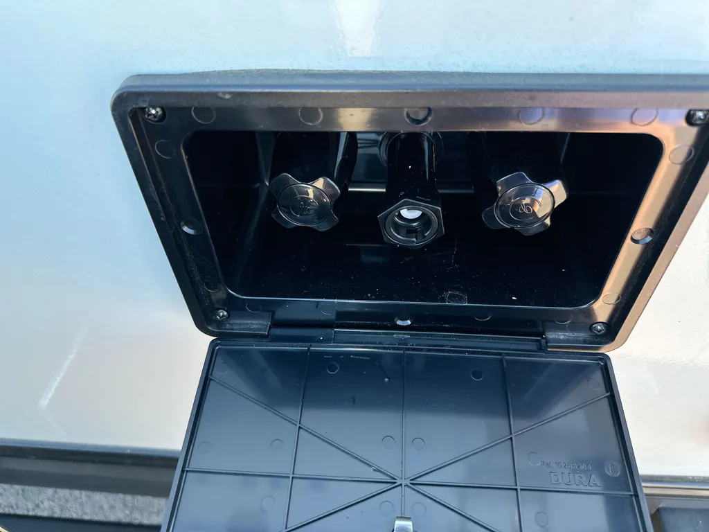 2027 Forest River Rockwood Mini Lite 2109S, Photos photo 35