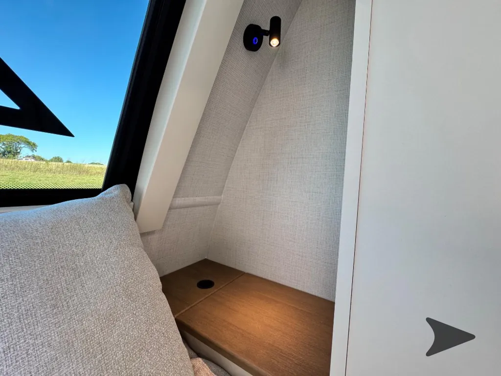 2027 Brinkley Model I 290, Photos photo 18