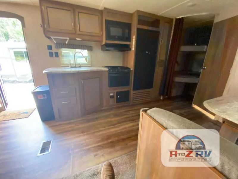 2018 Coachmen Catalina 261BHS - Photo 3