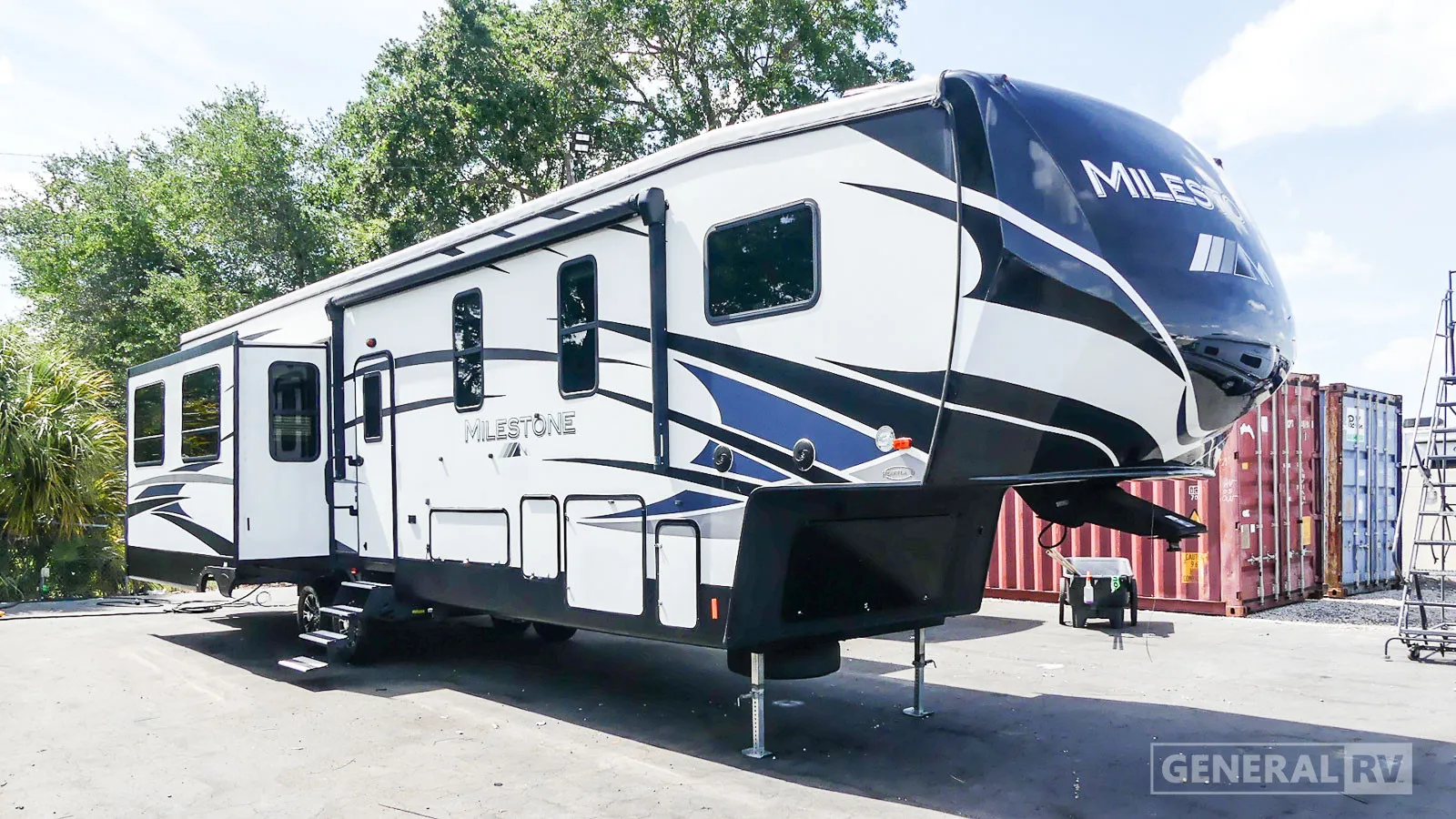 2019 Heartland Milestone 377MB - Photo 2