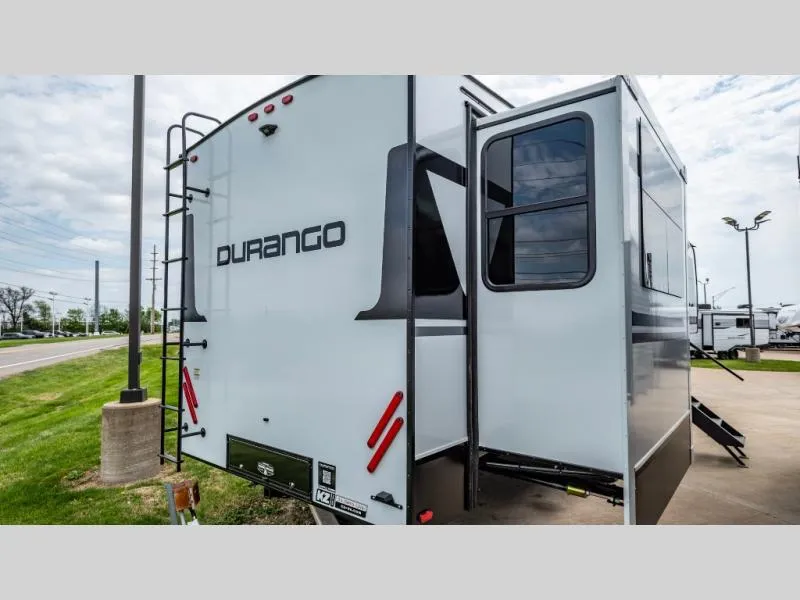 2026 KZ Durango D326RLT - Photo 4