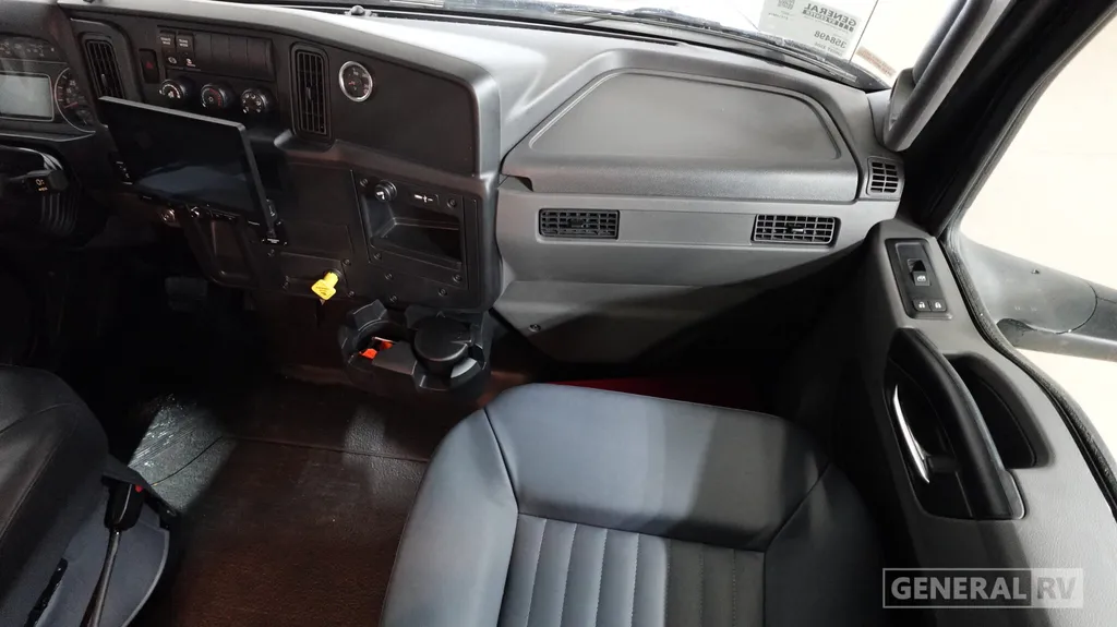 2027 NeXus RV Ghost 33DS, Photos photo 10