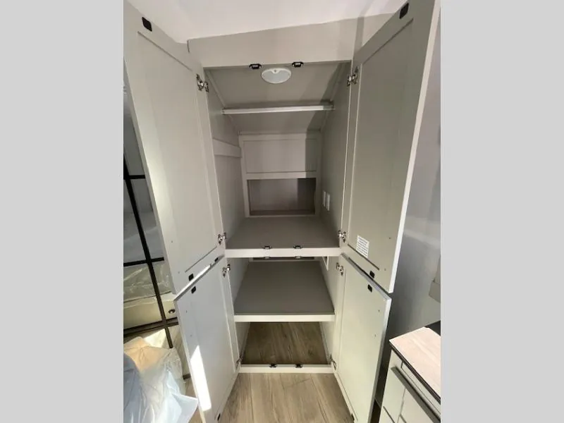 2026 Brinkley Model Z 3515, Photos photo 21